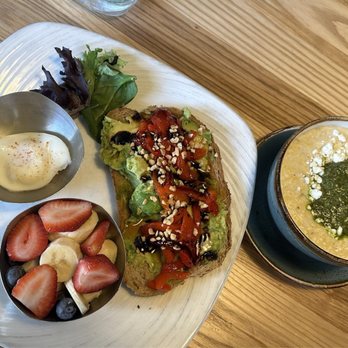 Miam Breakfast House - Avocado Toast Breakfast and side of Grits with Goat Cheese and Pesto - Breakfast & Brunch Near Me - Winston-Salem, North Carolina Miam Breakfast House - Avocado Toast Breakfast and side of Grits with Goat Cheese and Pesto - Breakfast & Brunch Near Me - Winston-Salem, North Carolina