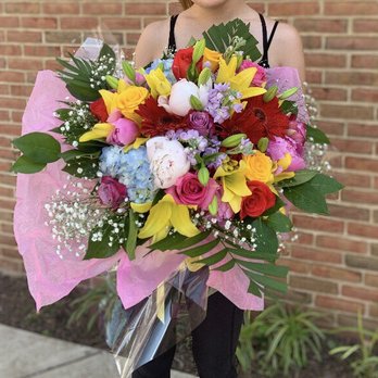 LuLu Florist - Custom Bouquet! Lilies, roses, peonies, hydrangeas, baby's breath, sweet peas, and I believe Gerbera Daisies! - Florists Near Me - Bethesda, Maryland LuLu Florist - Custom Bouquet! Lilies, roses, peonies, hydrangeas, baby's breath, sweet peas, and I believe Gerbera Daisies! - Florists Near Me - Bethesda, Maryland