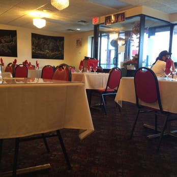 India Darbar Restaurant - Dining room - Indian Near Me - Appleton, Wisconsin
