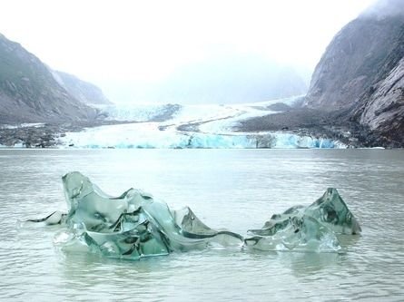 Alaska Peak & Seas by null