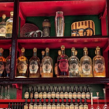 Dr. Stravinsky - Cocktail Bars Near Me - Barcelona, B