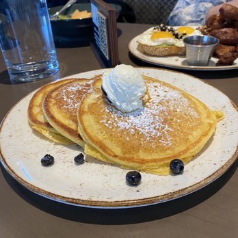 Oaken Bistro Bar - Cornmeal Blueberry Pancakes - New American Near Me - Lake Forest, Illinois