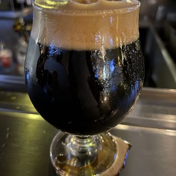 Maui Brewing - Imperial Coconut Poter - Brewpubs Near Me - Lahaina, Hawaii Maui Brewing - Imperial Coconut Poter - Brewpubs Near Me - Lahaina, Hawaii