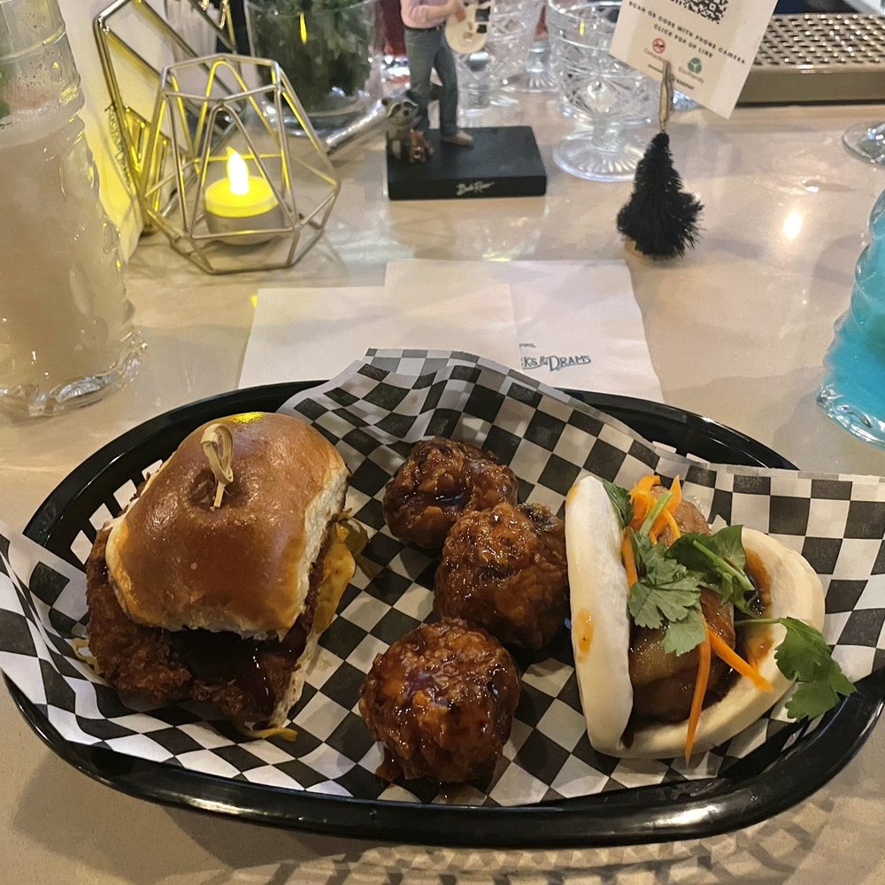 Rocks & Drams - chicken sando, cauliflower bites and pork belly bao bun ! - Cocktail Bars Near Me - Ventura, California Rocks & Drams - chicken sando, cauliflower bites and pork belly bao bun ! - Cocktail Bars Near Me - Ventura, California