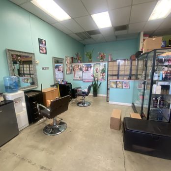 Alpha Mini Mart - Booth - Shipping Centers Near Me - San Diego, California Alpha Mini Mart - Booth - Shipping Centers Near Me - San Diego, California