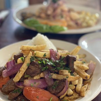 El Chullo Peruvian Restaurant & Bar - Lomo saltado - Peruvian Near Me - Phoenix, Arizona El Chullo Peruvian Restaurant & Bar - Lomo saltado - Peruvian Near Me - Phoenix, Arizona