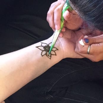 Perfect Eyebrows - Steady hands help! - Henna Artists Near Me - Vacaville, California Perfect Eyebrows - Steady hands help! - Henna Artists Near Me - Vacaville, California