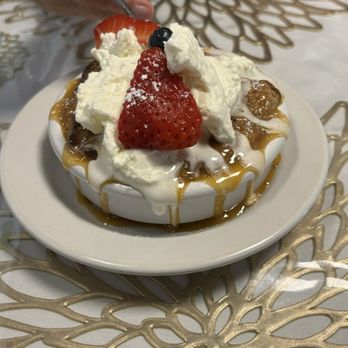 Le Garden Bistro - Bread pudding - French Near Me - Dade City, Florida