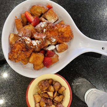 Ruby Slipper Decatur - French Toast Bites, Chicken, breakfast potatoes - Breakfast & Brunch Near Me - New Orleans, Louisiana Ruby Slipper Decatur - French Toast Bites, Chicken, breakfast potatoes - Breakfast & Brunch Near Me - New Orleans, Louisiana