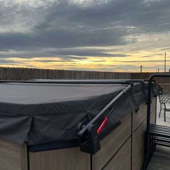 Hot Tubs Plus - Hot Tub & Pool Near Me - Bakersfield, California