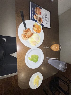 Marilyn's Cafe by null