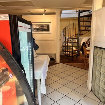 Chocolate Maven Bakery & Cafe - Inside seating - Bakeries Near Me - Santa Fe, New Mexico