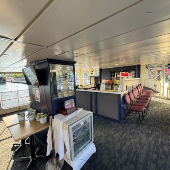 City Cruises - Boat Charters Near Me - Toronto, Ontario City Cruises - Boat Charters Near Me - Toronto, Ontario