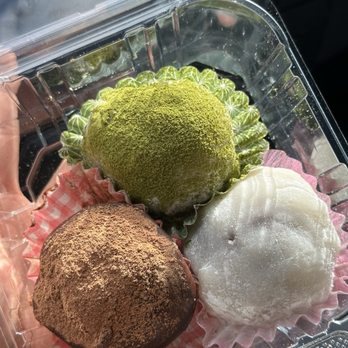 KCC Farmers' Market - Farmers Market Near Me - Honolulu, Hawaii