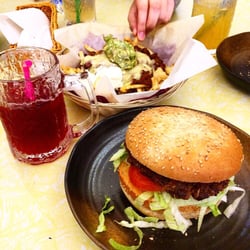 Two-Bit Villains - Ordered the Baron Burger, Chilli Cheese Fries and a Blackberry Home-made Soda.