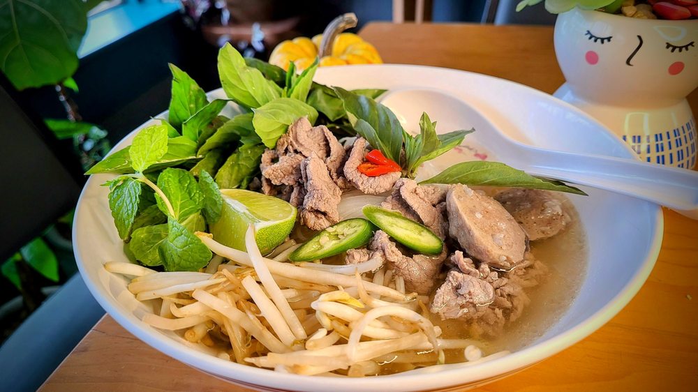 Mabuhay Asian Cafe Logo
