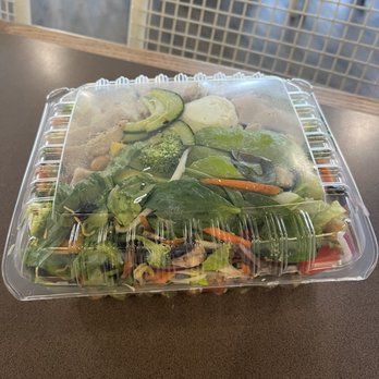 The Garden Spot - 23. Beauty Salad - American Near Me - Commerce, California