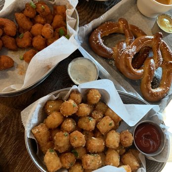 Tessie's bar & kitchen - Buffalo cauliflower (amazing), garlic tots, & warm pretzel! SO GOOD - American Near Me - Walpole, Massachusetts Tessie's bar & kitchen - Buffalo cauliflower (amazing), garlic tots, & warm pretzel! SO GOOD - American Near Me - Walpole, Massachusetts