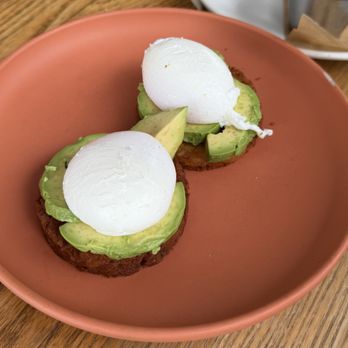 Élephante - Avocado Toast - Italian Near Me - Santa Monica, California Élephante - Avocado Toast - Italian Near Me - Santa Monica, California