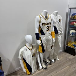 Vintage Indy Sports - Reggie Miller Game Used Uniform