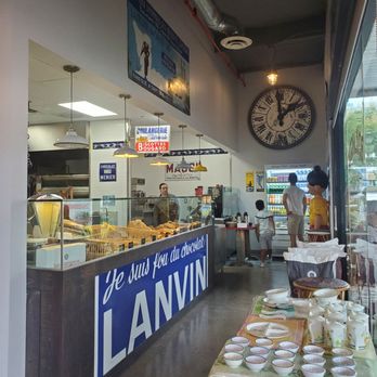 boulangerie - French Near Me - Newport Beach, California