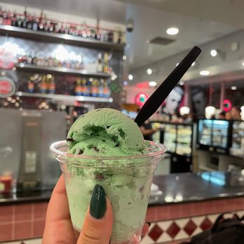 Rick's Dessert Diner - Mint chocolate chip ice cream - Desserts Near Me - Sacramento, California Rick's Dessert Diner - Mint chocolate chip ice cream - Desserts Near Me - Sacramento, California