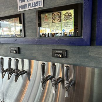 Pizzaluté - Beer tap w card - Pizza Near Me - Pensacola, Florida Pizzaluté - Beer tap w card - Pizza Near Me - Pensacola, Florida