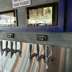 Pizzaluté - Beer tap w card