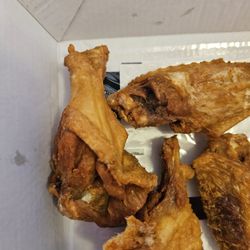Buffalo Wild Wings Go - Dried out wings