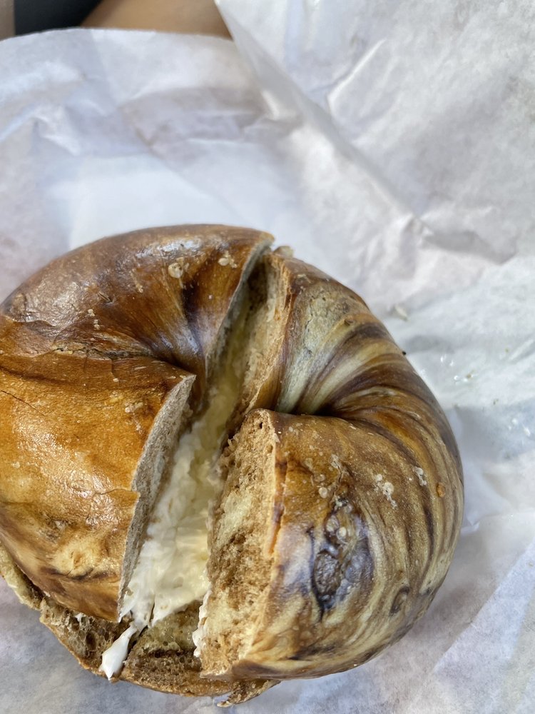 HOT BAGELS & DELI 1 Updated April 2024 71 Photos & 132 Reviews
