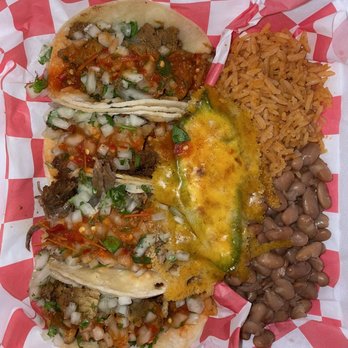 Street Tacos - Sampler plate - Tacos Near Me - Bullhead City, Arizona Street Tacos - Sampler plate - Tacos Near Me - Bullhead City, Arizona