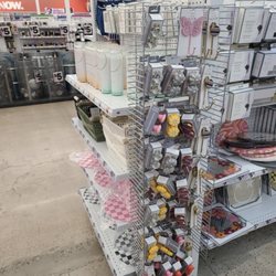 Five Below