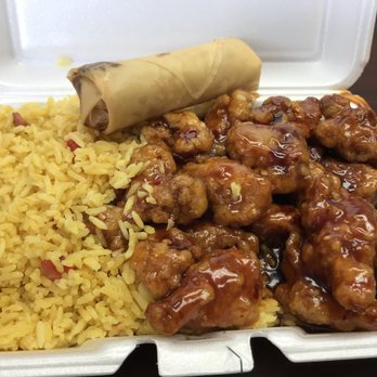 Hong Kong Restaurant III - General Tso Lunch w/ spring roll - Chinese Near Me - California, Maryland
