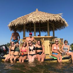 Fort Lauderdale Tiki - Great way to enjoy the Sand bar