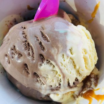 Baskin-Robbins - gold medal ribbon - Ice Cream & Frozen Yogurt Near Me - Foothill Ranch, California
