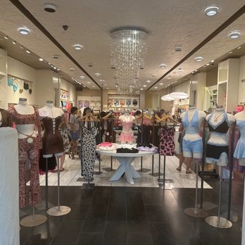 Angel LA - Women's Clothing Near Me - Canoga Park, California Angel LA - Women's Clothing Near Me - Canoga Park, California