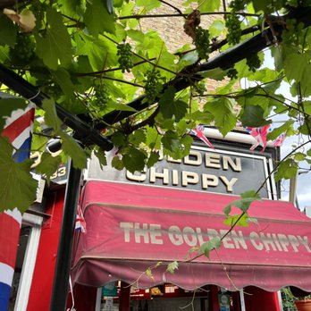The Golden Chippy - The entrance - Fish & Chips Near Me - London, XGL The Golden Chippy - The entrance - Fish & Chips Near Me - London, XGL