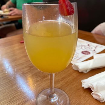 Ruby Slipper Pensacola - Peaches belini.  (It's just alright) - Breakfast & Brunch Near Me - Pensacola, Florida