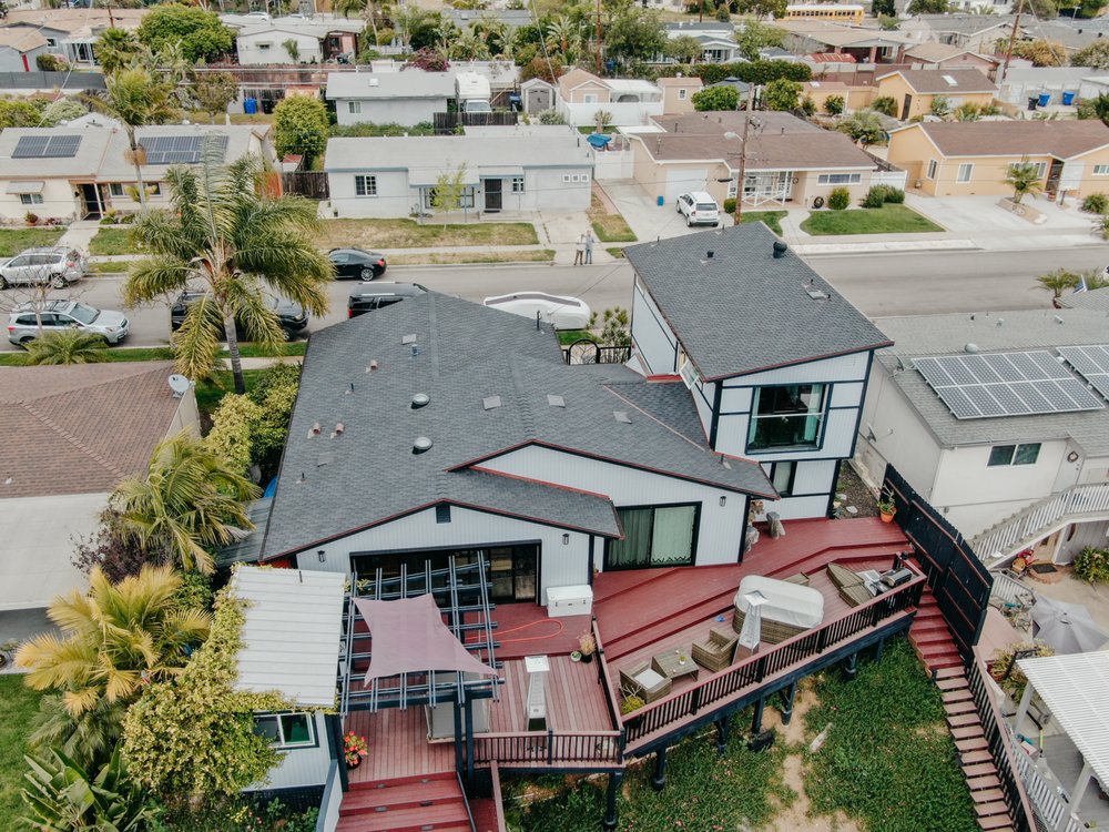 Slide of Diamond Roofing