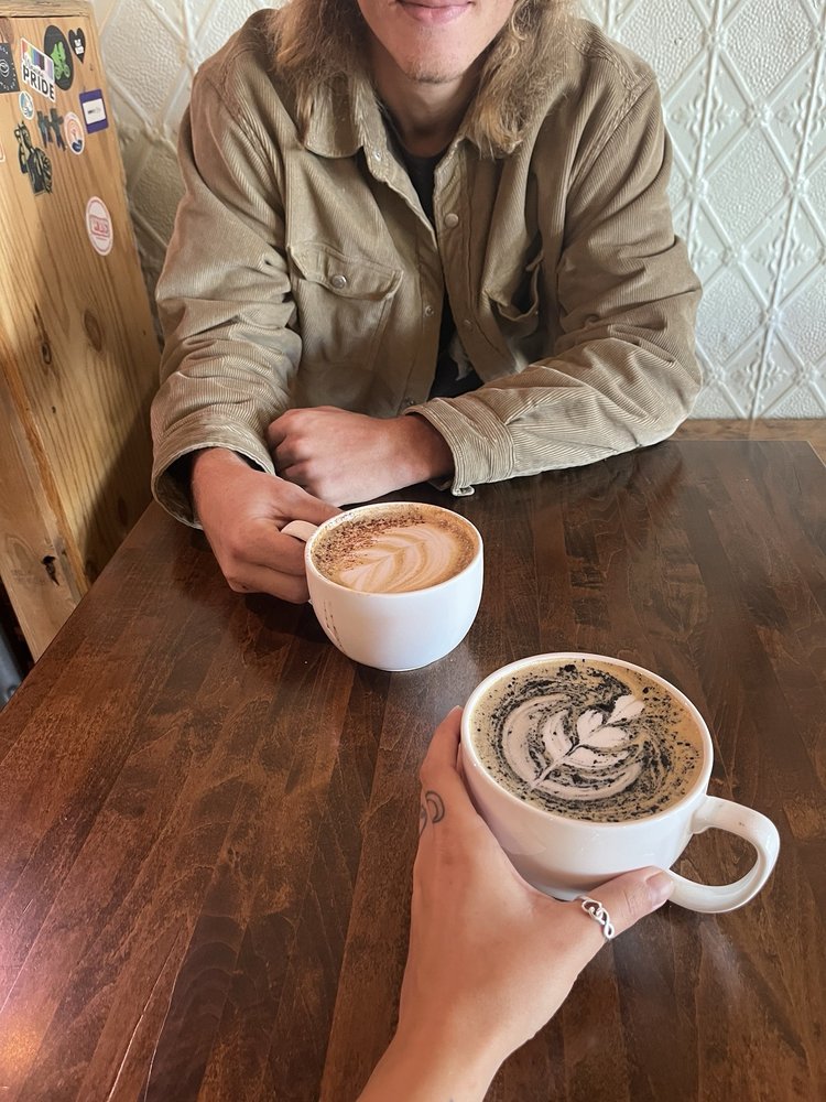 Tucknee Coffee Company Logo