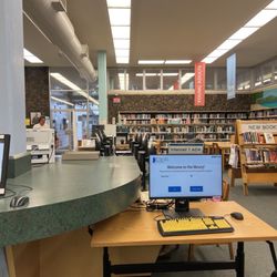 Hawaii State Public Library System - Kailua Library