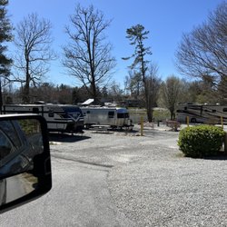 Rutledge Lake RV Park - First row by the lake but the park extends back with several rows of campsites and cabins behind