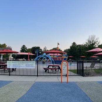 Prospect Park - Water Parks Near Me - Park Ridge, Illinois
