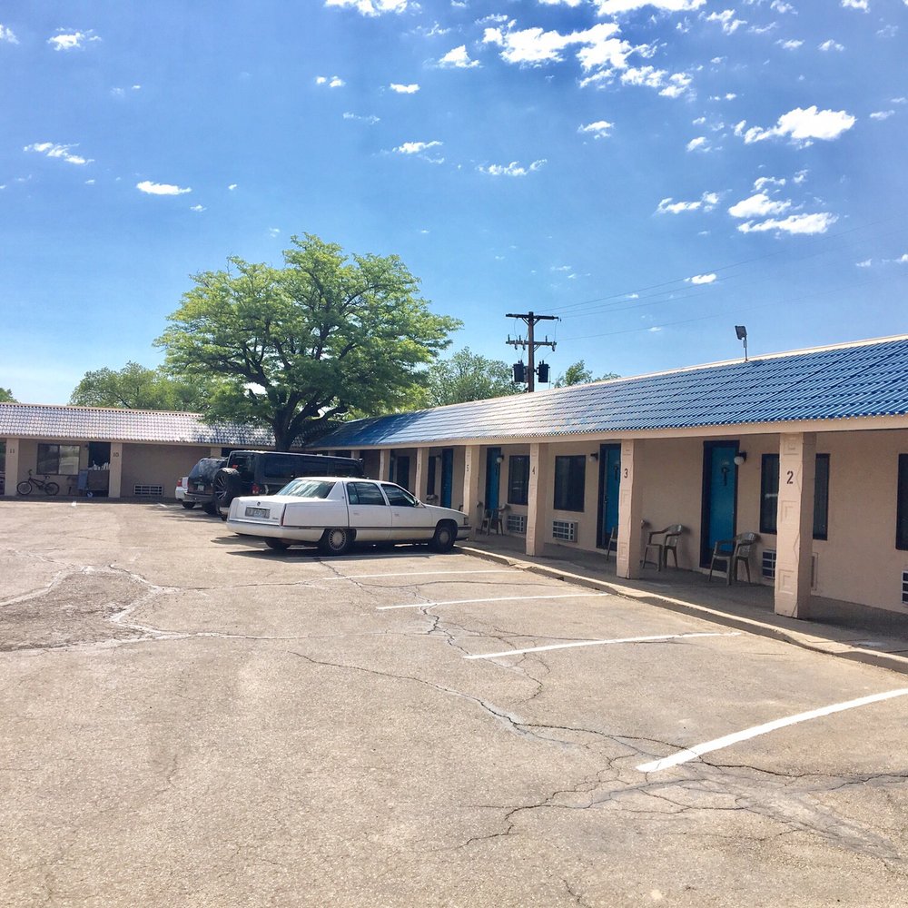 Tomahawk Lodge - Hotels Near Me - Cortez, Colorado Tomahawk Lodge - Hotels Near Me - Cortez, Colorado