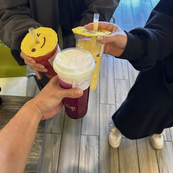 Happy Lemon - S2. Fresh Dragon Fruit Lychee Juice with Salted Cheese - Juice Bars & Smoothies Near Me - San Jose, California