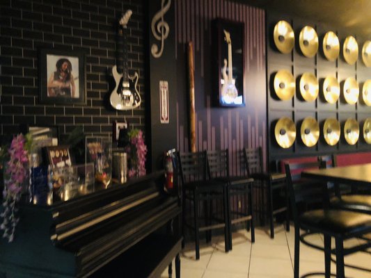 GIGI’S MUSIC CAFE - Updated February 2026 - 122 Photos & 94 Reviews