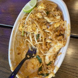 Thai Delight - Chicken Pad Thai
