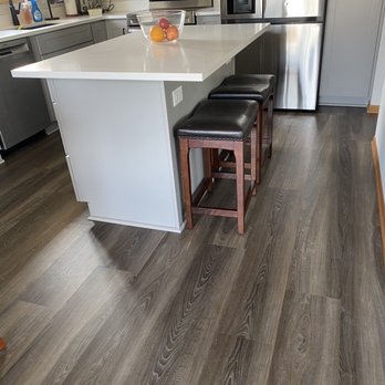Cox Construction - Vinyl floor - General Contractors Near Me Cox Construction - Vinyl floor - General Contractors Near Me