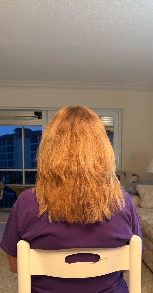Lux Salon Image