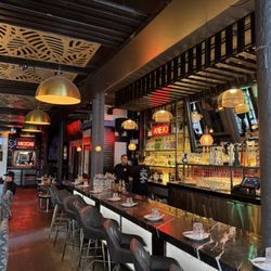 Bar (inside)